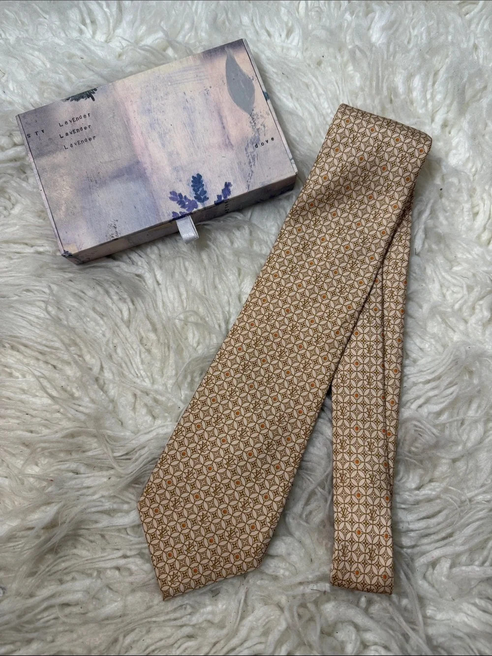 Louis Vuitton Monogram Cream and Tan Geometric Silk Tie